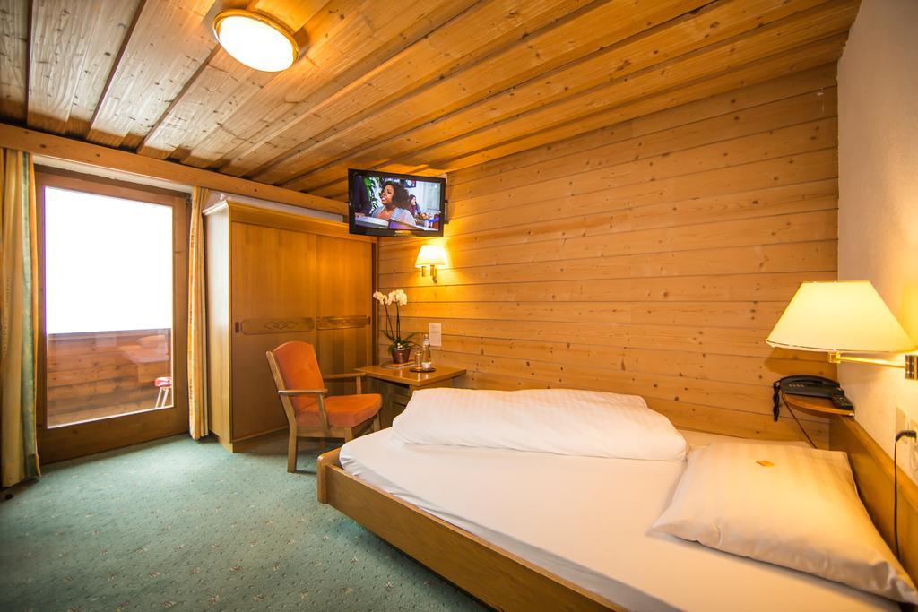 Hotel Cresta Samnaun Cameră foto